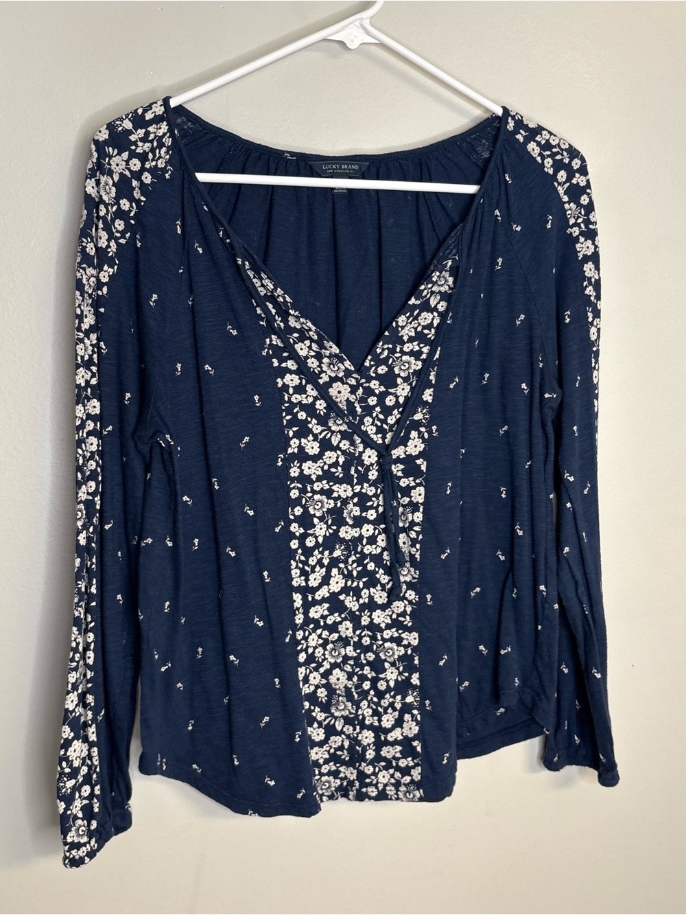 Lucky Brand Navy and White Floral-Panel V-Neck Long Sleeve Top